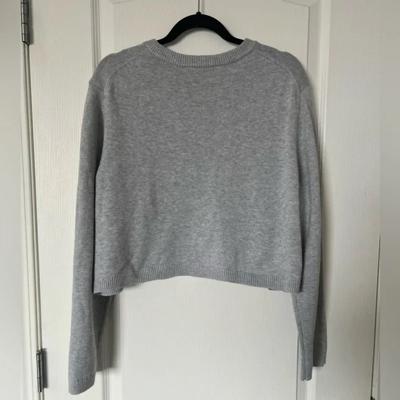 SOLD - Aritzia Wilfred Sicily wool cotton blend light Gray cropped Cardigan - Picture 2 of 4